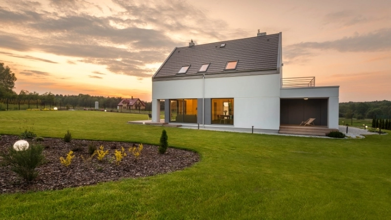 Không gian bếp ăn ấm cúng và hiện đại trong biệt thự nhà vườn cấp 4