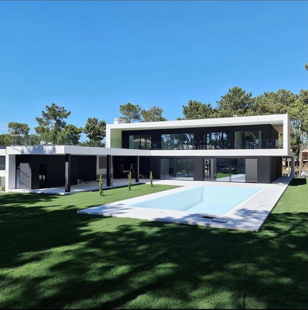 Kiến trúc nhà chữ L 2 mặt tiền thoáng đãng đón gió tự nhiên