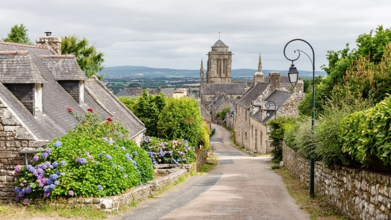 Không gian xanh mát mắt bao quanh biệt thự nhà vườn châu âu hiện đại