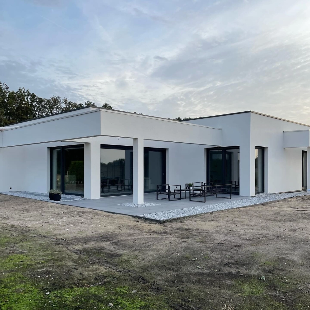 Hình ảnh thực tế thiết kế nhà mái bằng giá rẻ tại vùng ngoại ô