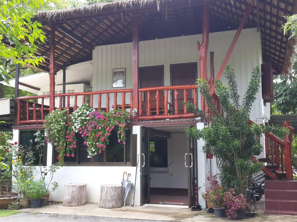 Thiết kế nhà vườn nghỉ dưỡng phong cách địa trung hải đầy phóng khoáng