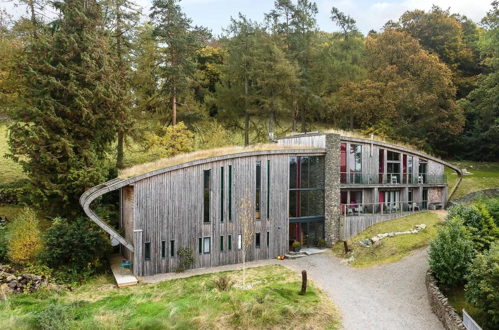 Góc sân thượng được cải tạo thành vườn sinh thái nhỏ xinh